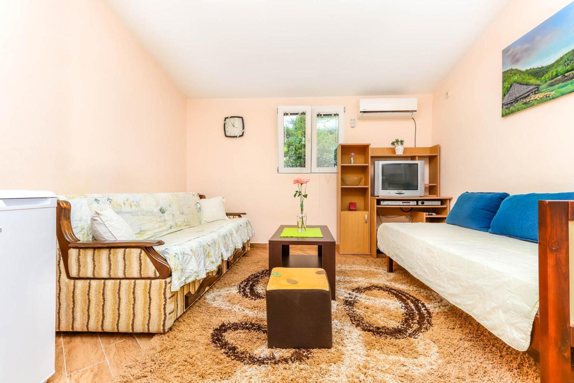 Apartments Zeko Morinj Bagian luar foto